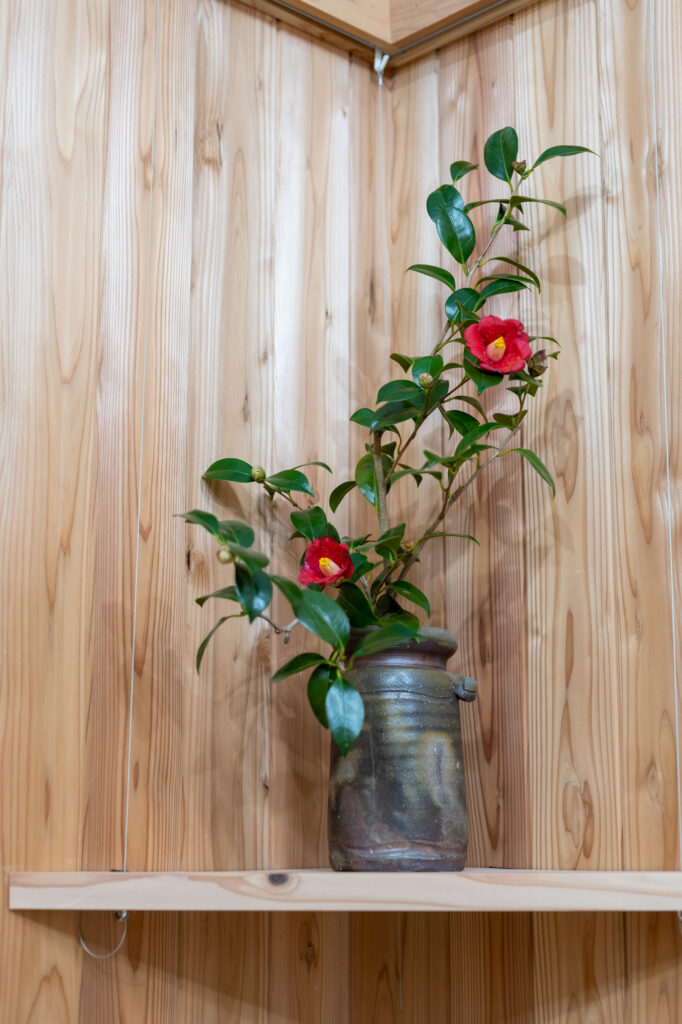 花茶 E01e-茶花いろいろ | 中西千里甫いけばな教室 | ひらかた京町家