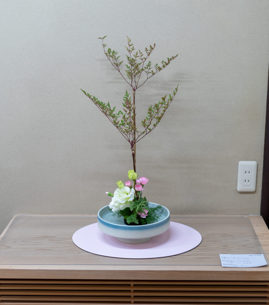 ＊未使用＊ 花器　変形花器　たけのこ　草月流 ?media_id=3684195938533712707