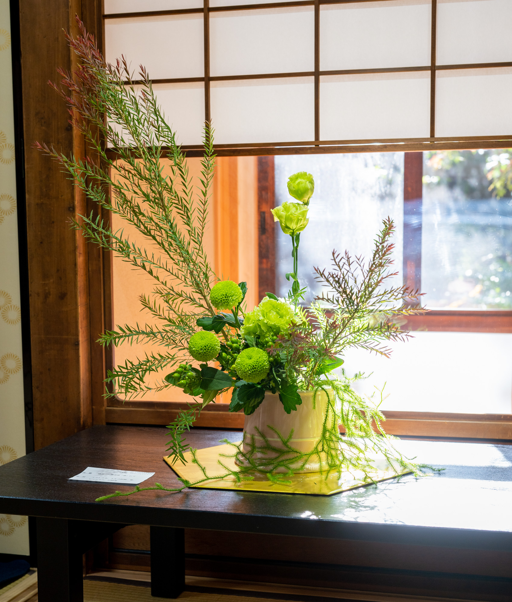 超歓迎された】 モノトーン 花瓶 おしゃれ 大きい 楕円 陶器 シノワズリ フランフラン好き